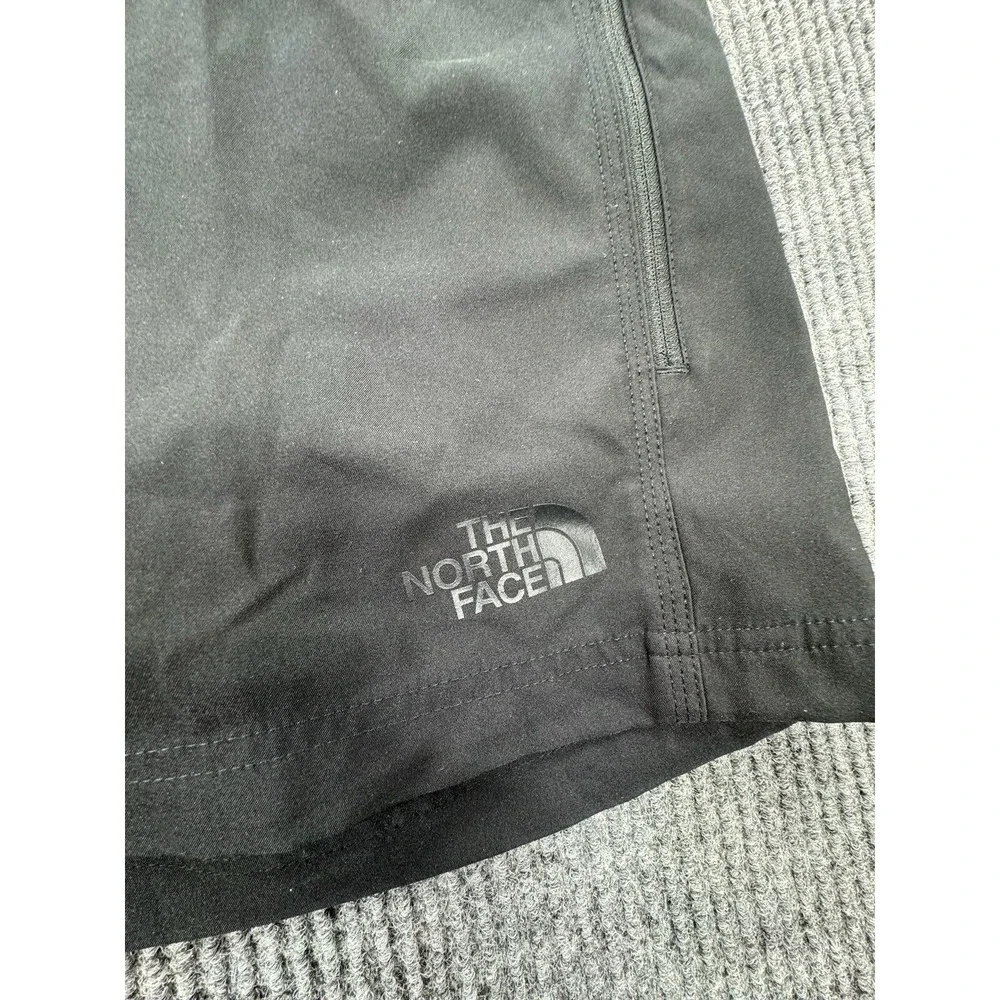 The North Face Shorts Mens‎ 38 Black Chino Golf Dress Zippered Pockets Logo